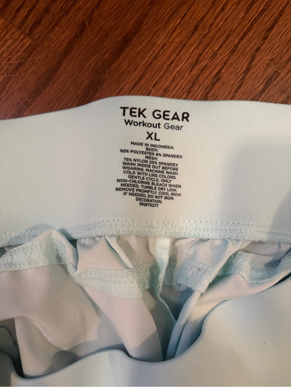 tek gear Women’s Athletic Shorts - Light lime & Ice Blue EUC XL zip pockets - Picture 4 of 10
